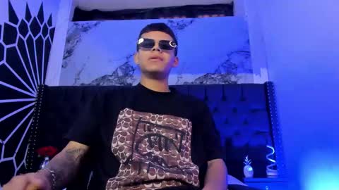 Snapshot of dylanroyce_ chatting on 03-12-26, 12:22 dylanroyce_ online show from 03-12-26, 12:22