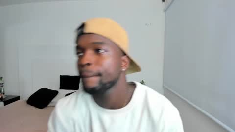 Dylan Taylor online show from 03-02-25, 03:45