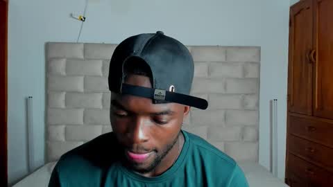 Dylan Taylor online show from 02-15-26, 07:51