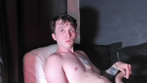 ---DYLAN--- online show from 11-28-25, 04:37