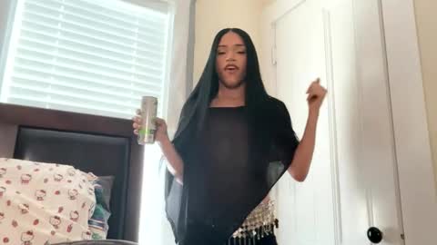 Snapshot of dynasty313 chatting on 02-14-26, 07:21 Dynasty online show from 02-14-26, 07:21