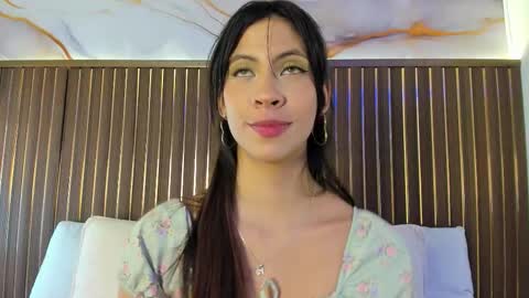 Snapshot of e11even_ chatting on 01-06-26, 07:28 Call me Sofia online show from 01-06-26, 07:28