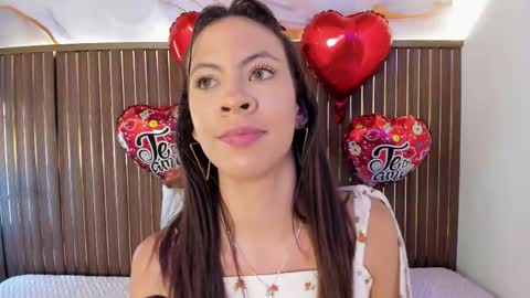 Snapshot of e11even_ chatting on 02-15-26, 07:43 Call me Sofia online show from 02-15-26, 07:43