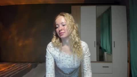 fansly - yourbestbaby online show from 01-06-26, 03:43