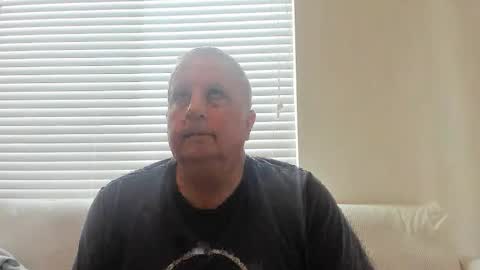 Mr Wonderful online show from 04-12-26, 09:09