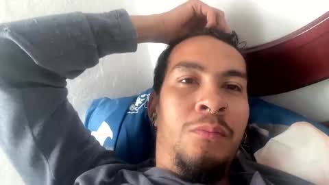 eaquintero629 online show from 01-12-25, 01:16