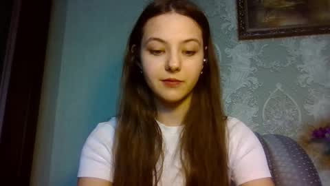 Snapshot of earlenegadsden chatting on 03-08-26, 07:23 Yuni online show from 03-08-26, 07:23