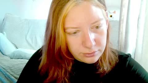 Lily online show from 04-26-26, 07:39