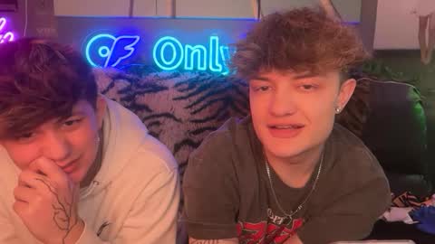 Snapshot of eastinwestin chatting on 03-09-26, 07:56 eastinwestin online show from 03-09-26, 07:56