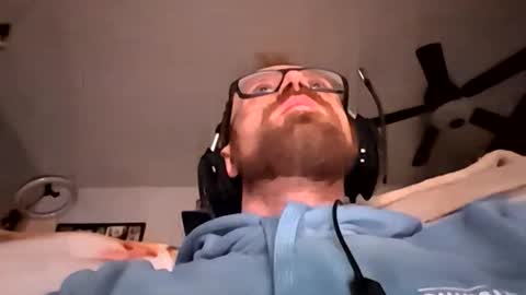 Snapshot of easylog chatting on 02-21-26, 05:41 easylog online show from 02-21-26, 05:41