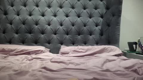 Snapshot of eatmypie69 chatting on 12-15-25, 11:09 Nadia Ferreira online show from 12-15-25, 11:09