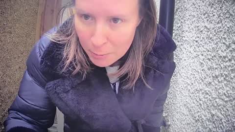 Snapshot of eatmypie69 chatting on 02-10-26, 11:58 Nadia Ferreira online show from 02-10-26, 11:58