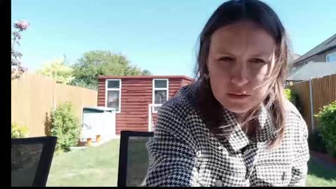 Nadia Ferreira  online show from 04-24-26, 11:23