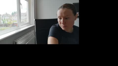 Nadia Ferreira  online show from 06-01-26, 09:11