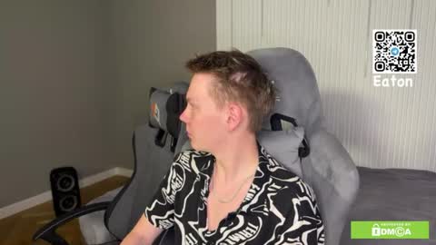Snapshot of eaton_ chatting on 06-13-26, 01:09 eaton_ online show from 06-13-26, 01:09