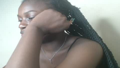 Snapshot of eatuupx chatting on 01-30-25, 01:11 eatuupx online show from 01-30-25, 01:11