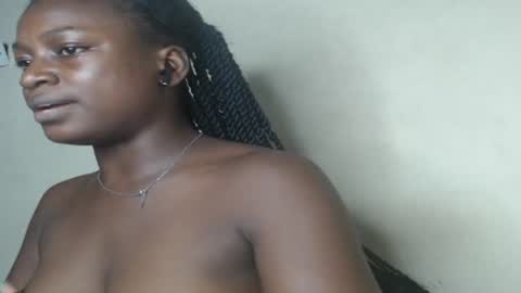 Snapshot of eatuupx chatting on 01-31-25, 09:59 eatuupx online show from 01-31-25, 09:59