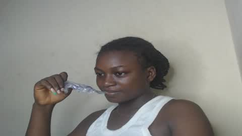 Snapshot of eatuupx chatting on 02-01-25, 11:10 eatuupx online show from 02-01-25, 11:10