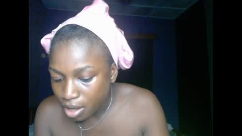 Snapshot of eatuupx chatting on 02-09-25, 10:21 eatuupx online show from 02-09-25, 10:21