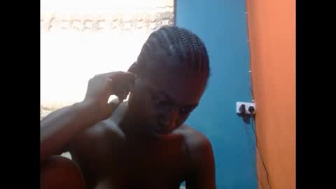 Snapshot of eatuupx chatting on 09-30-25, 10:20 eatuupx online show from 09-30-25, 10:20