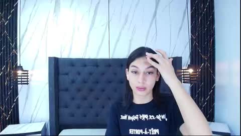 Snapshot of eban_dustan chatting on 11-30-25, 08:24 Eban online show from 11-30-25, 08:24