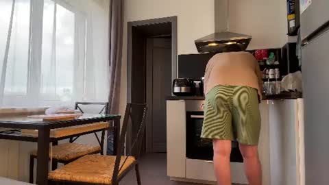 Snapshot of ebangelion chatting on 06-29-26, 10:15 Custom content and video calls are available as well online show from 06-29-26, 10:15