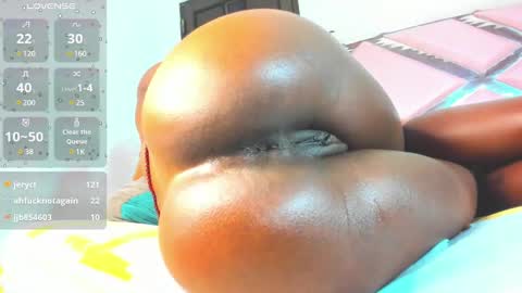 Snapshot of ebonnygoddess2 chatting on 12-14-24, 03:36 2 online show from 12-14-24, 03:36