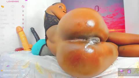 Snapshot of ebonnygoddess2 chatting on 01-25-25, 02:37 2 online show from 01-25-25, 02:37