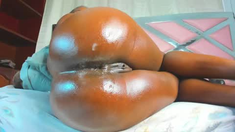 Snapshot of ebonnygoddess2 chatting on 03-01-25, 09:48 2 online show from 03-01-25, 09:48