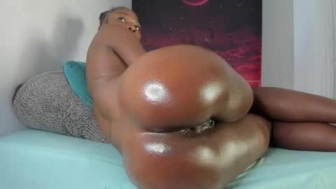 Snapshot of ebonnygoddess2 chatting on 12-04-25, 07:33 2 online show from 12-04-25, 07:33