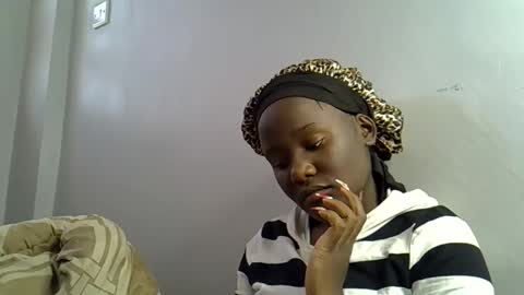 Queen online show from 02-04-26, 09:15