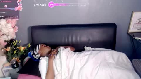 Snapshot of ebony18x chatting on 11-23-25, 04:01 Candy online show from 11-23-25, 04:01