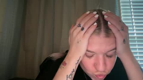 americnbarbie online show from 11-01-25, 08:44