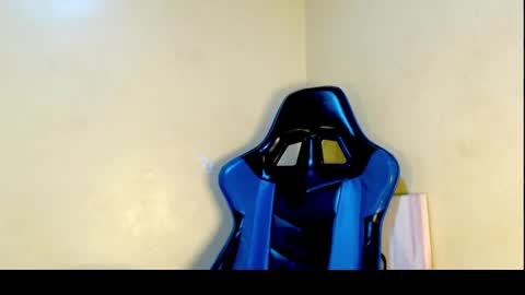 Snapshot of ebony_choco2 chatting on 01-31-25, 04:27 ebony choco2 online show from 01-31-25, 04:27