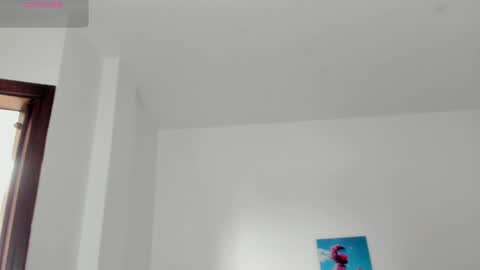 ebony_cute9 online show from 04-28-26, 07:08