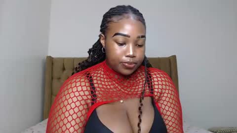 ebony_doll5 online show from 07-02-26, 12:22