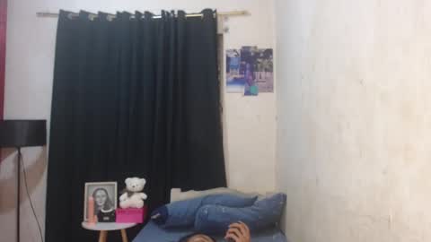 Snapshot of ebony_enchantress chatting on 02-26-25, 01:43 BEA DONT FORGET TO FOLLOW ME online show from 02-26-25, 01:43