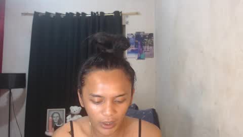 Snapshot of ebony_enchantress chatting on 02-28-25, 01:58 BEA DONT FORGET TO FOLLOW ME online show from 02-28-25, 01:58