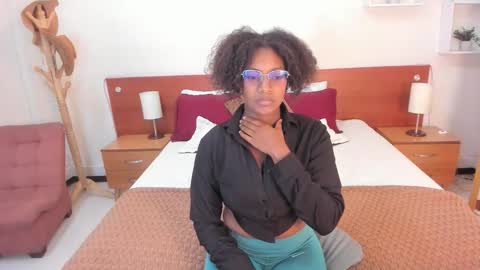 Snapshot of ebony_fantasy2 chatting on 09-25-25, 12:42 ebony_fantasy2 online show from 09-25-25, 12:42
