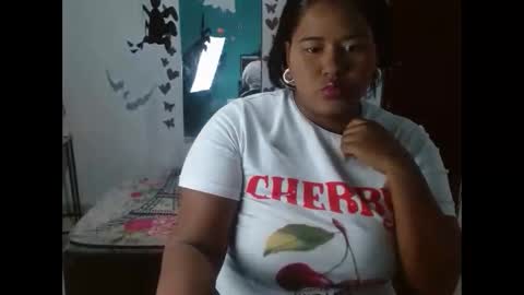 ebony_luna1 online show from 10-21-25, 12:39
