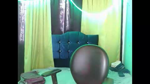 ebony_luna1 online show from 03-19-26, 01:15