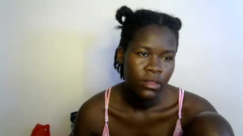 ebony_lynne online show from 06-12-26, 09:30