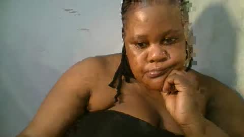 ebony_magixs online show from 04-29-26, 04:00