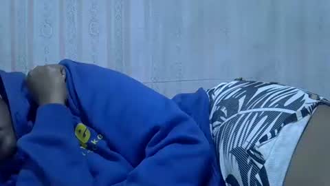 Snapshot of ebony_maria chatting on 09-27-25, 01:54 ebony_maria online show from 09-27-25, 01:54
