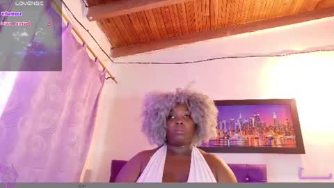 Snapshot of ebony_neighbormoans chatting on 06-15-26, 05:59 LINA online show from 06-15-26, 05:59