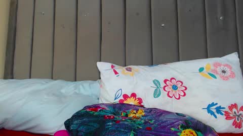 EBONY PETITE online show from 02-21-25, 06:07