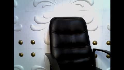 Snapshot of ebony_plumx12 chatting on 11-17-25, 09:15 Prisy online show from 11-17-25, 09:15