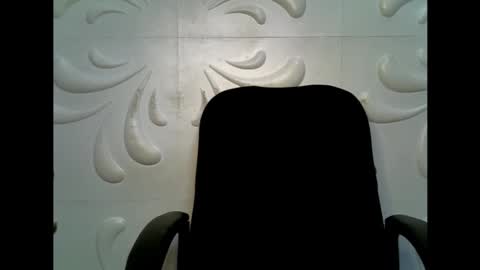 Snapshot of ebony_plumx12 chatting on 11-19-25, 08:03 Prisy online show from 11-19-25, 08:03