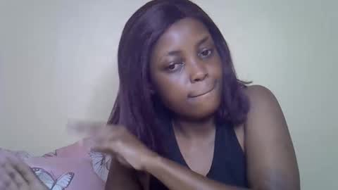 Snapshot of ebony_rubie chatting on 12-17-25, 05:24 ebony_rubie online show from 12-17-25, 05:24