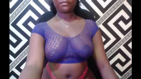 Snapshot of ebony_sexy_queen chatting on 02-26-25, 11:30 Racheal online show from 02-26-25, 11:30